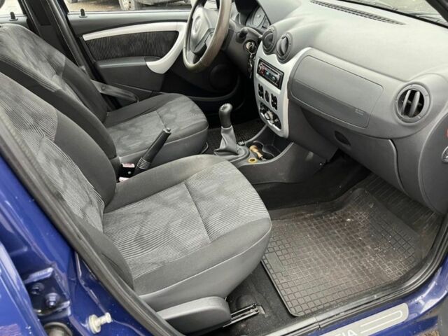 Синий Дачия Логан, объемом двигателя 1.4 л и пробегом 178 тыс. км за 5500 $, фото 6 на Automoto.ua