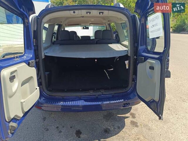 Синій Дачія Logan, об'ємом двигуна 1.4 л та пробігом 234 тис. км за 4500 $, фото 3 на Automoto.ua