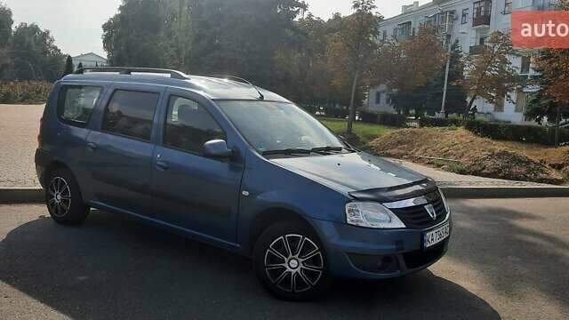Синий Дачия Логан, объемом двигателя 0 л и пробегом 250 тыс. км за 6450 $, фото 9 на Automoto.ua