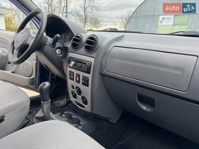 Дачія Logan 2009 у Рівному на Automoto.ua Синій Дачія Logan, об'ємом двигуна 0 л та пробігом 173 тис. км за 5490 $, фото 37 на Automoto.ua