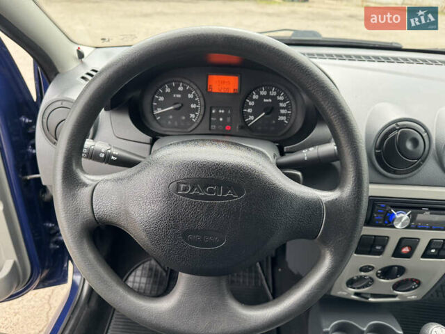 Дачія Logan 2009 у Рівному на Automoto.ua Синій Дачія Logan, об'ємом двигуна 0 л та пробігом 173 тис. км за 5490 $, фото 16 на Automoto.ua