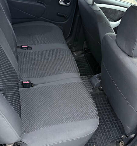 Синій Дачія Logan, об'ємом двигуна 1.46 л та пробігом 212 тис. км за 6000 $, фото 7 на Automoto.ua