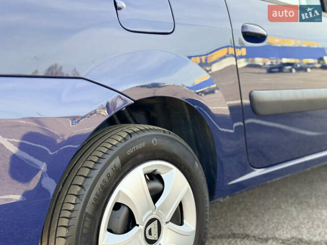 Синій Дачія Logan, об'ємом двигуна 1.6 л та пробігом 198 тис. км за 6550 $, фото 10 на Automoto.ua