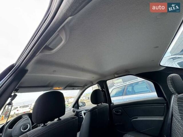 Синий Дачия Логан, объемом двигателя 1.39 л и пробегом 40 тыс. км за 5800 $, фото 15 на Automoto.ua