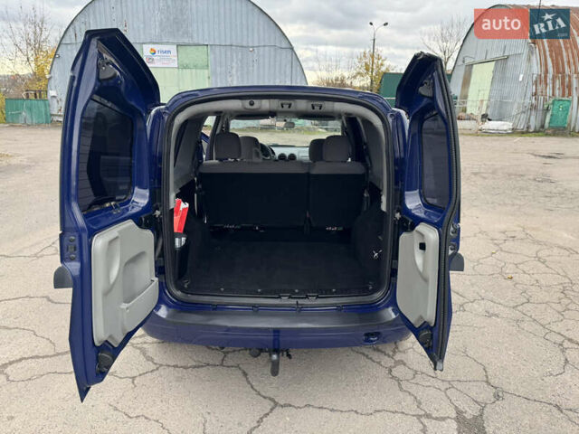 Дачія Logan 2009 у Рівному на Automoto.ua Синій Дачія Logan, об'ємом двигуна 0 л та пробігом 173 тис. км за 5490 $, фото 27 на Automoto.ua