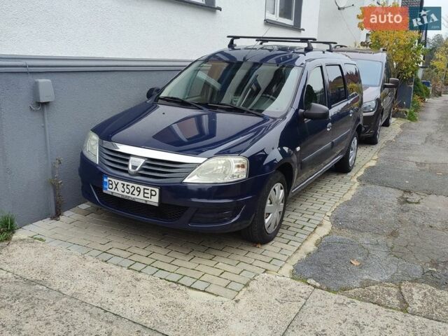 Синий Дачия Логан, объемом двигателя 1.6 л и пробегом 243 тыс. км за 5574 $, фото 1 на Automoto.ua
