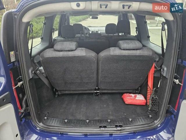 Синій Дачія Logan, об'ємом двигуна 1.6 л та пробігом 192 тис. км за 5750 $, фото 45 на Automoto.ua