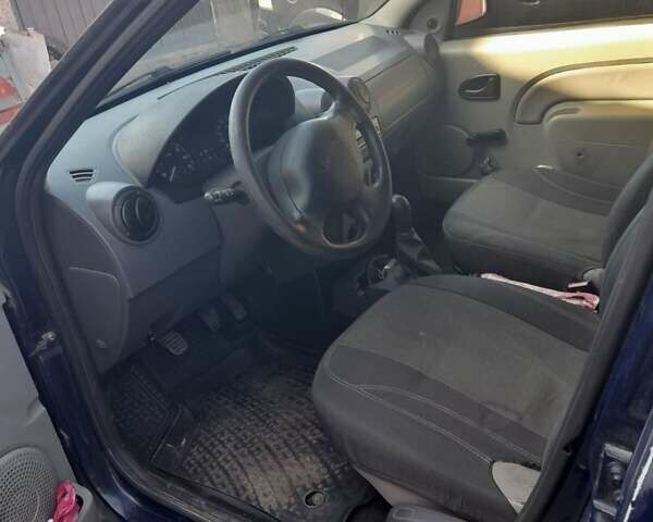 Синий Дачия Логан, объемом двигателя 1.46 л и пробегом 330 тыс. км за 4500 $, фото 10 на Automoto.ua