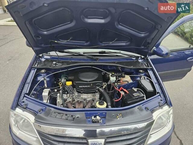 Синій Дачія Logan, об'ємом двигуна 1.6 л та пробігом 192 тис. км за 5750 $, фото 6 на Automoto.ua