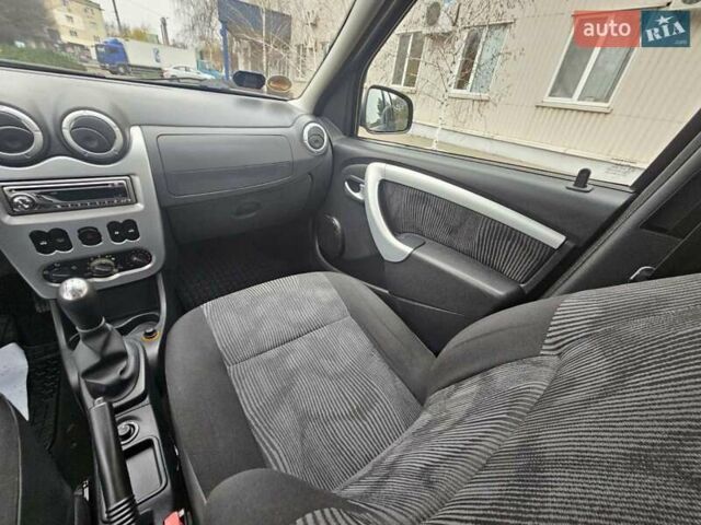 Синій Дачія Logan, об'ємом двигуна 1.6 л та пробігом 192 тис. км за 5750 $, фото 31 на Automoto.ua