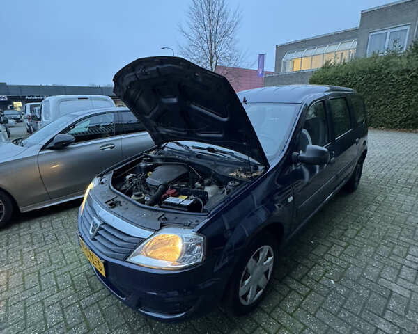 Синий Дачия Логан, объемом двигателя 1.6 л и пробегом 260 тыс. км за 4550 $, фото 5 на Automoto.ua