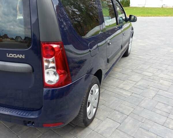 Дачия Логан 2011 в Луцке на Automoto.ua Синий Дачия Логан, объемом двигателя 1.6 л и пробегом 225 тыс. км за 5800 $, фото 7 на Automoto.ua