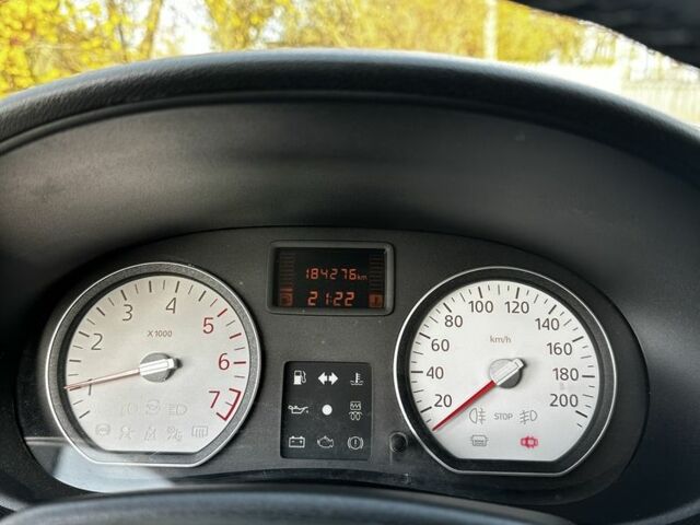 Синій Дачія Logan, об'ємом двигуна 1.5 л та пробігом 185 тис. км за 6800 $, фото 5 на Automoto.ua