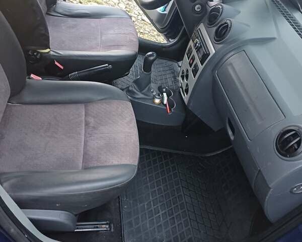 Синій Дачія Logan, об'ємом двигуна 1.6 л та пробігом 197 тис. км за 5200 $, фото 23 на Automoto.ua