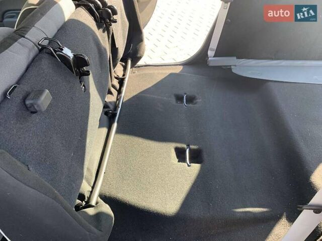 Синий Дачия Логан, объемом двигателя 1.6 л и пробегом 126 тыс. км за 5900 $, фото 14 на Automoto.ua