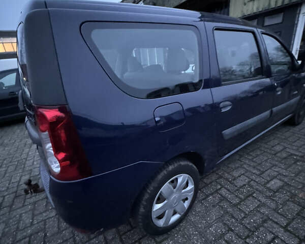 Синий Дачия Логан, объемом двигателя 1.6 л и пробегом 260 тыс. км за 4550 $, фото 3 на Automoto.ua