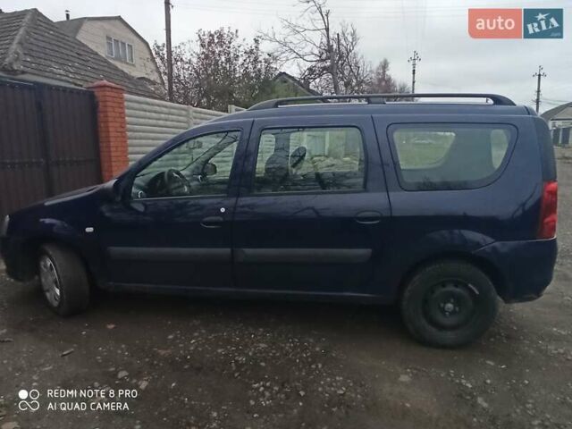 Синий Дачия Логан, объемом двигателя 1.6 л и пробегом 126 тыс. км за 5800 $, фото 1 на Automoto.ua