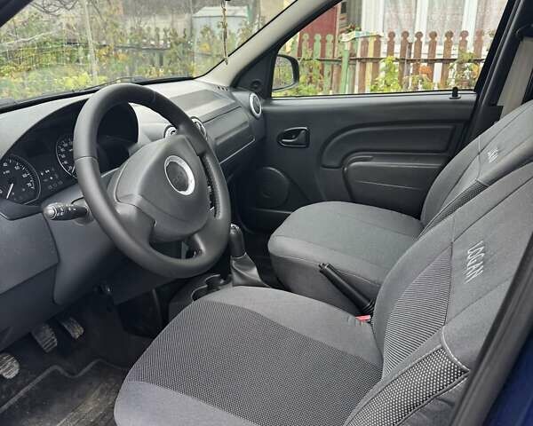 Синий Дачия Логан, объемом двигателя 1.6 л и пробегом 126 тыс. км за 5900 $, фото 9 на Automoto.ua