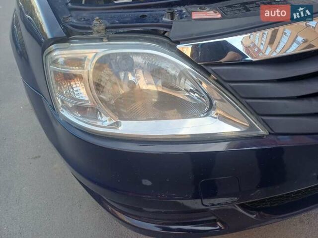 Синій Дачія Logan, об'ємом двигуна 1.6 л та пробігом 197 тис. км за 5200 $, фото 5 на Automoto.ua