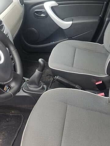 Синий Дачия Логан, объемом двигателя 1.6 л и пробегом 195 тыс. км за 6800 $, фото 6 на Automoto.ua