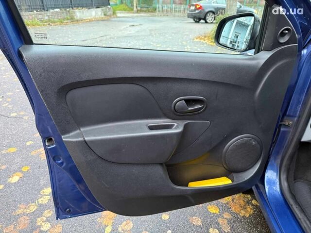 Синий Дачия Логан, объемом двигателя 1.2 л и пробегом 210 тыс. км за 4990 $, фото 10 на Automoto.ua
