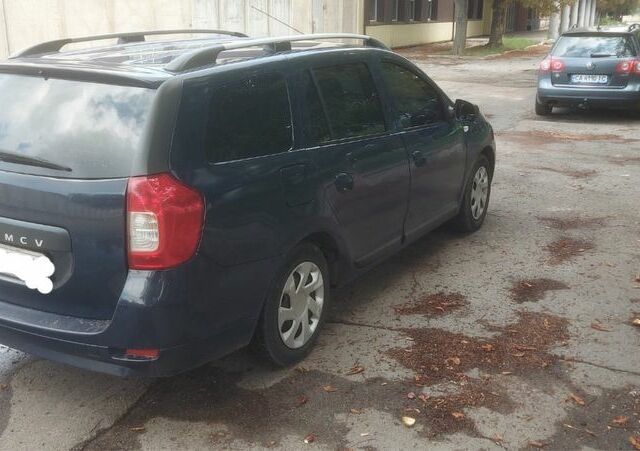 Дачія Logan 2014 у Умани на Automoto.ua Синій Дачія Logan, об'ємом двигуна 0.9 л та пробігом 235 тис. км за 5600 $, фото 2 на Automoto.ua