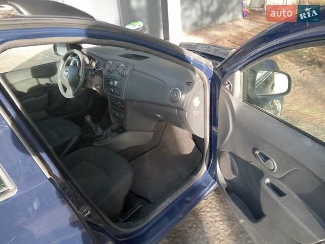 Синий Дачия Логан, объемом двигателя 1.15 л и пробегом 132 тыс. км за 5000 $, фото 9 на Automoto.ua