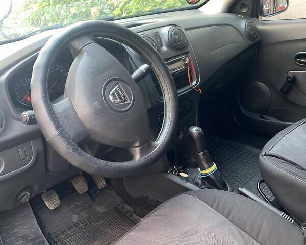 Синій Дачія Logan, об'ємом двигуна 1.15 л та пробігом 139 тис. км за 6500 $, фото 8 на Automoto.ua