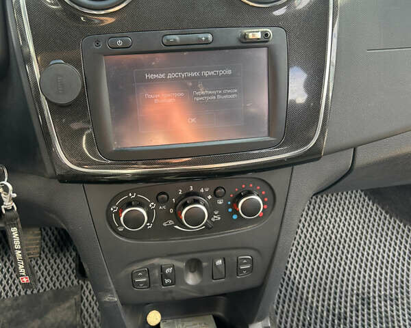 Синий Дачия Логан, объемом двигателя 1.46 л и пробегом 200 тыс. км за 8500 $, фото 4 на Automoto.ua