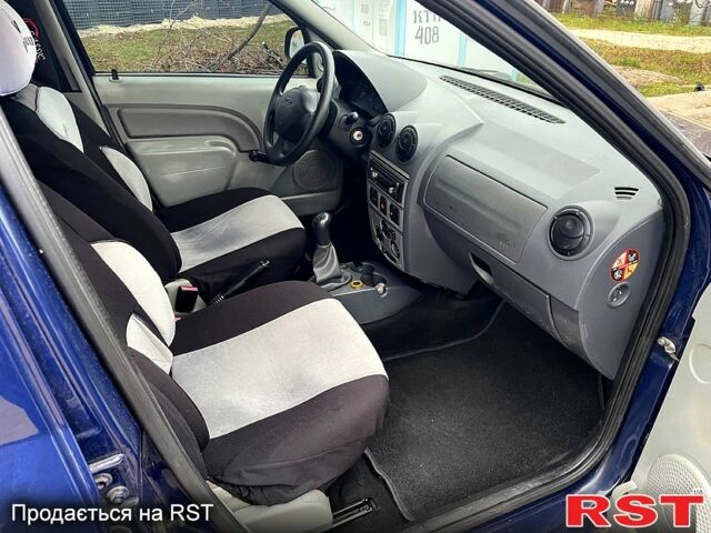 Синий Дачия Логан, объемом двигателя 1.4 л и пробегом 250 тыс. км за 4250 $, фото 7 на Automoto.ua