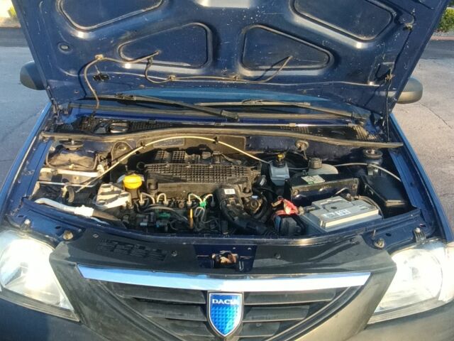 Синий Дачия Логан, объемом двигателя 1.5 л и пробегом 180 тыс. км за 4000 $, фото 6 на Automoto.ua