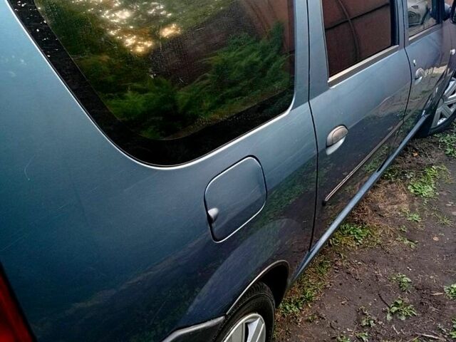 Синій Дачія Logan, об'ємом двигуна 1.6 л та пробігом 155 тис. км за 4300 $, фото 2 на Automoto.ua