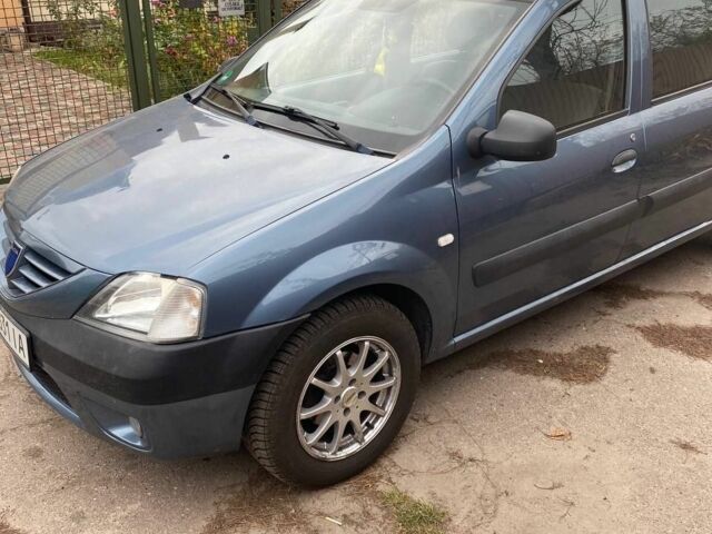 Синий Дачия Логан, объемом двигателя 1.6 л и пробегом 235 тыс. км за 5000 $, фото 2 на Automoto.ua