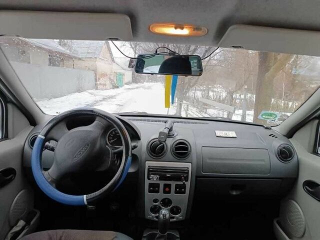 Синій Дачія Logan, об'ємом двигуна 1.6 л та пробігом 312 тис. км за 5850 $, фото 11 на Automoto.ua