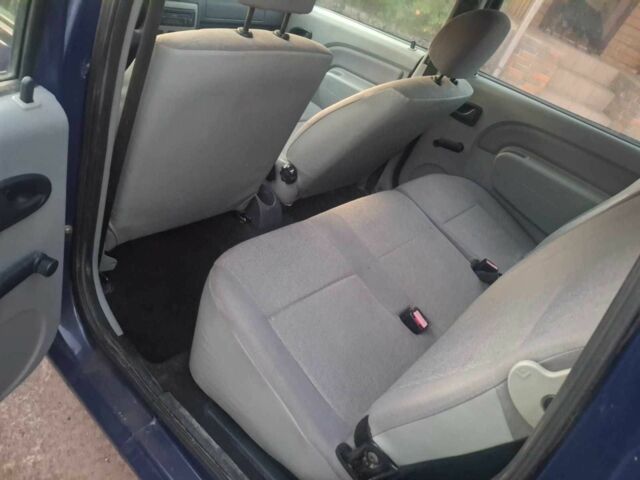 Синій Дачія Logan, об'ємом двигуна 1.6 л та пробігом 188 тис. км за 4500 $, фото 4 на Automoto.ua