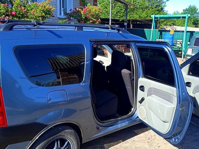 Синій Дачія Logan, об'ємом двигуна 1.6 л та пробігом 238 тис. км за 5200 $, фото 4 на Automoto.ua