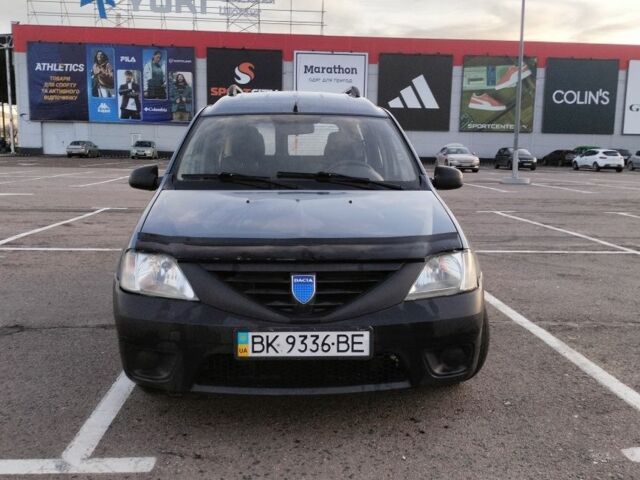 Синій Дачія Logan, об'ємом двигуна 1.6 л та пробігом 242 тис. км за 3750 $, фото 3 на Automoto.ua