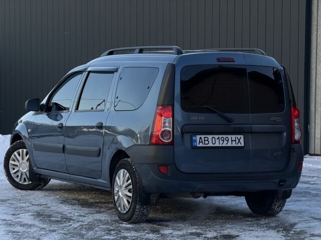 Синий Дачия Логан, объемом двигателя 1.6 л и пробегом 159 тыс. км за 5300 $, фото 3 на Automoto.ua
