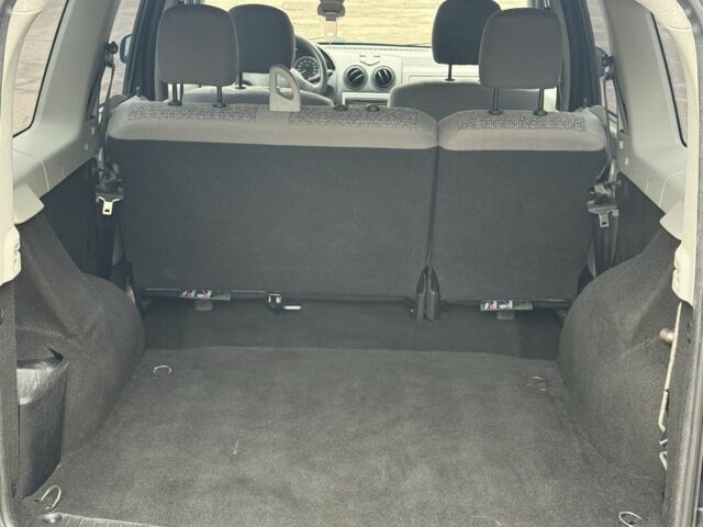 Синий Дачия Логан, объемом двигателя 1.6 л и пробегом 163 тыс. км за 5500 $, фото 17 на Automoto.ua