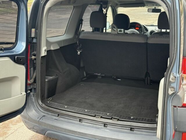 Синий Дачия Логан, объемом двигателя 1.6 л и пробегом 163 тыс. км за 5500 $, фото 16 на Automoto.ua