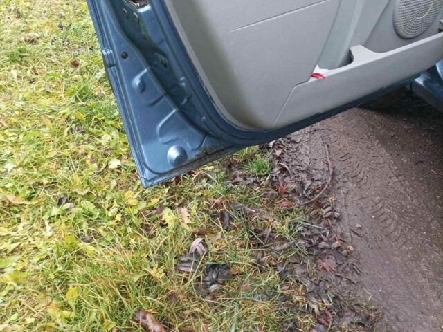 Синій Дачія Logan, об'ємом двигуна 1.6 л та пробігом 269 тис. км за 5000 $, фото 5 на Automoto.ua