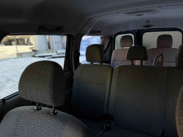 Синий Дачия Логан, объемом двигателя 1.6 л и пробегом 159 тыс. км за 5300 $, фото 5 на Automoto.ua