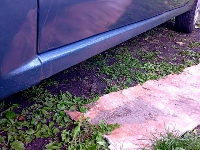 Синій Дачія Logan, об'ємом двигуна 1.6 л та пробігом 155 тис. км за 4300 $, фото 9 на Automoto.ua