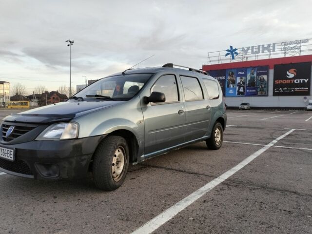 Синій Дачія Logan, об'ємом двигуна 1.6 л та пробігом 242 тис. км за 3750 $, фото 2 на Automoto.ua