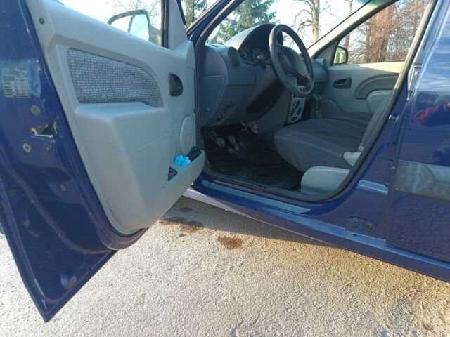 Синий Дачия Логан, объемом двигателя 1.5 л и пробегом 180 тыс. км за 4000 $, фото 12 на Automoto.ua