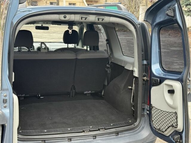 Синий Дачия Логан, объемом двигателя 1.6 л и пробегом 163 тыс. км за 5500 $, фото 15 на Automoto.ua