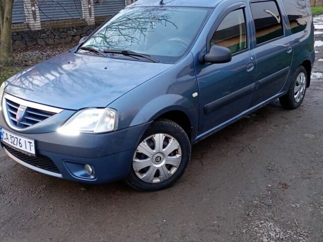 Синий Дачия Логан, объемом двигателя 1.4 л и пробегом 249 тыс. км за 3700 $, фото 5 на Automoto.ua