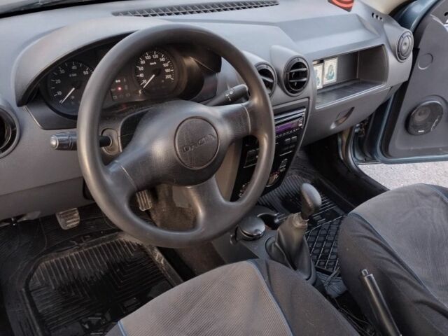 Синій Дачія Logan, об'ємом двигуна 1.6 л та пробігом 242 тис. км за 3750 $, фото 6 на Automoto.ua