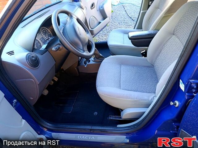 Синий Дачия Логан, объемом двигателя 1.6 л и пробегом 200 тыс. км за 4700 $, фото 9 на Automoto.ua