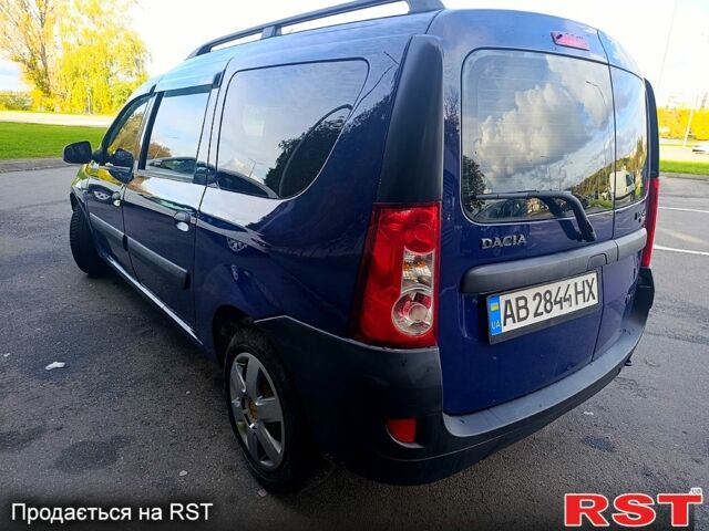 Синий Дачия Логан, объемом двигателя 1.6 л и пробегом 200 тыс. км за 4700 $, фото 2 на Automoto.ua